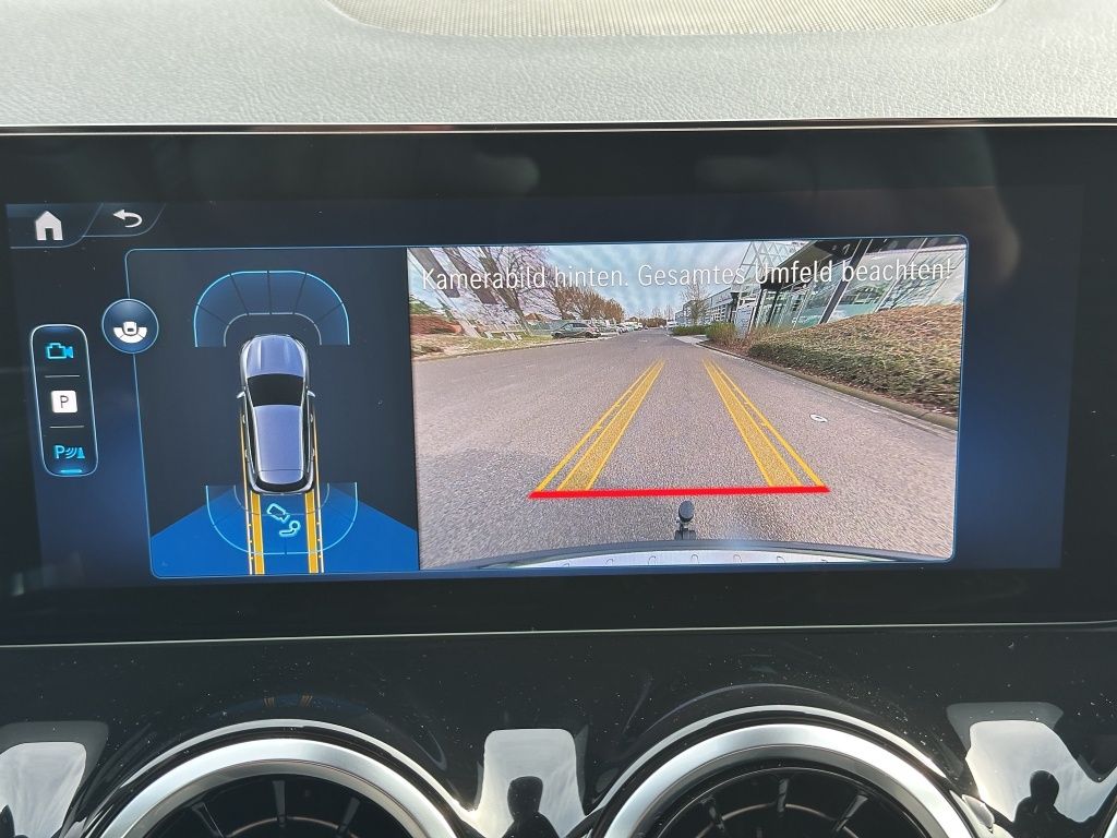 Fahrzeugabbildung Mercedes-Benz GLA 200 d PROGRESSIVE*DISTR*AHK*LED*KAM*SITZH