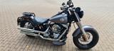 Harley-Davidson Softail Slim  FLS