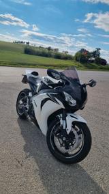 Honda Cbr 1000 rr sc59  - Honda Motorräder in Chemnitz
