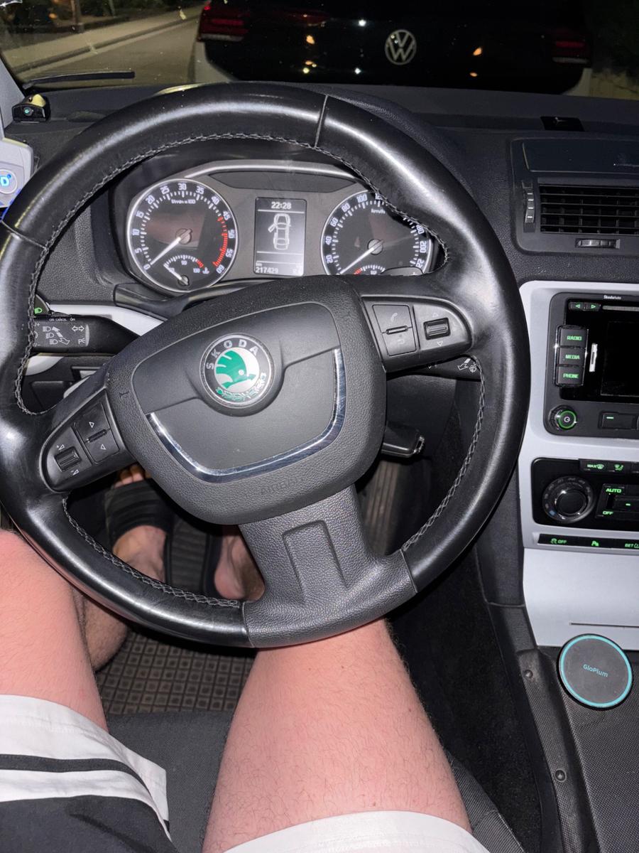 Skoda Octavia 2011 — photo 9