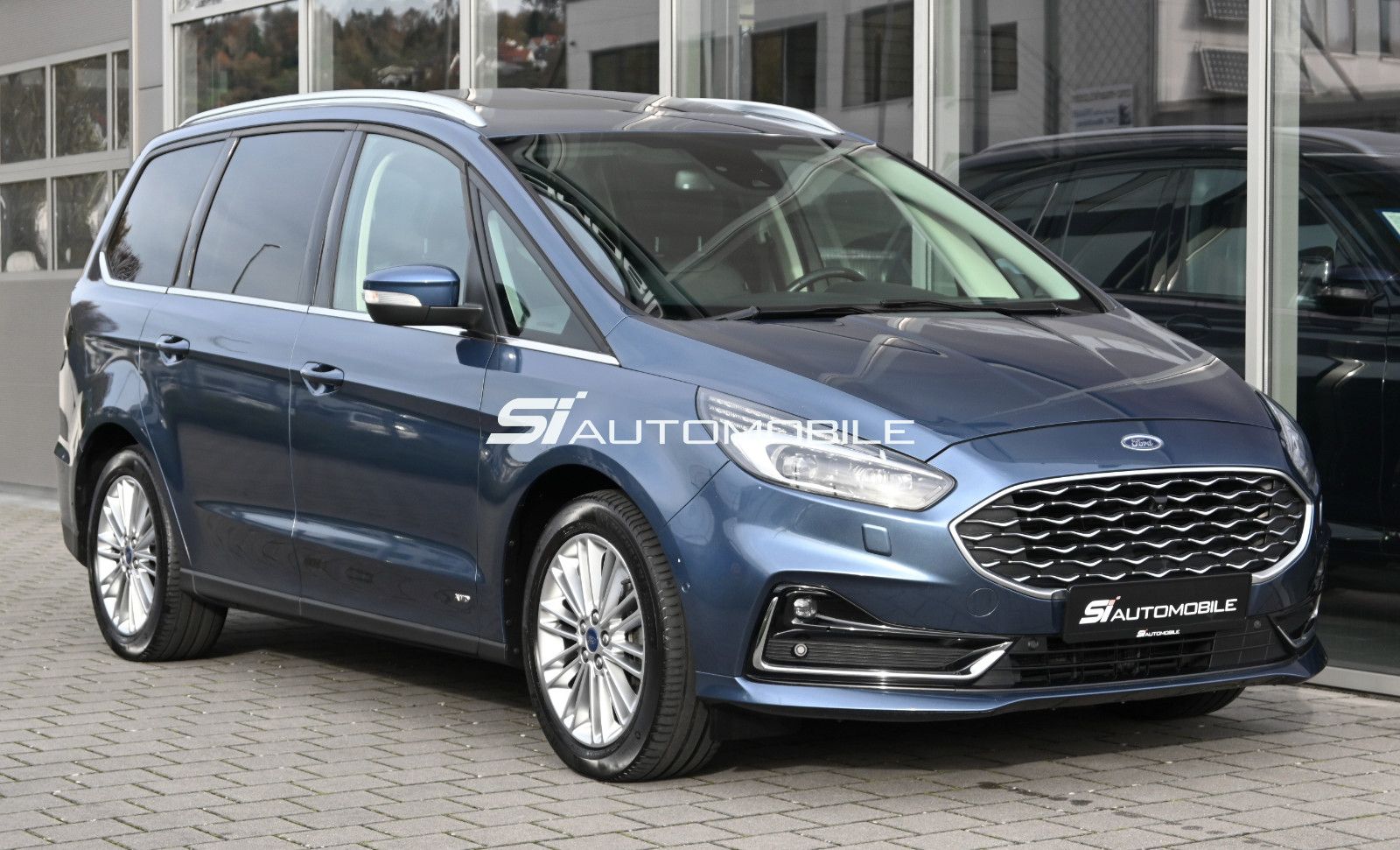 Fahrzeugabbildung Ford Galaxy 2.0 D AWD VIGNALE °ACC°AHK°PANO°STANDHEIZ