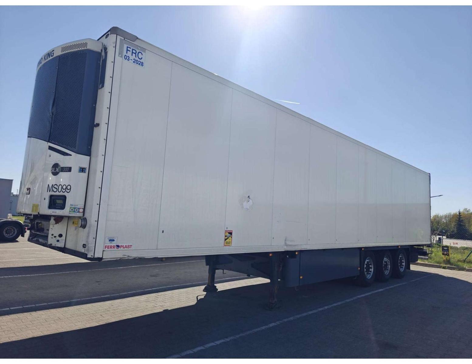 Schmitz Cargobull SKO Double Deck FP 60 ThermoKing SLXi 300
