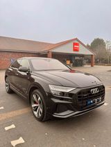 Audi Q8 50 TDI QUATTRO TIPTRONIC - 3 x S-LINE - Audi Q8: Privatanbieter