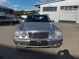 Mercedes-Benz E 200 ELEGANCE 2.Hand Lückenloses Scheckheft - Mercedes-Benz E 200 aus 2001