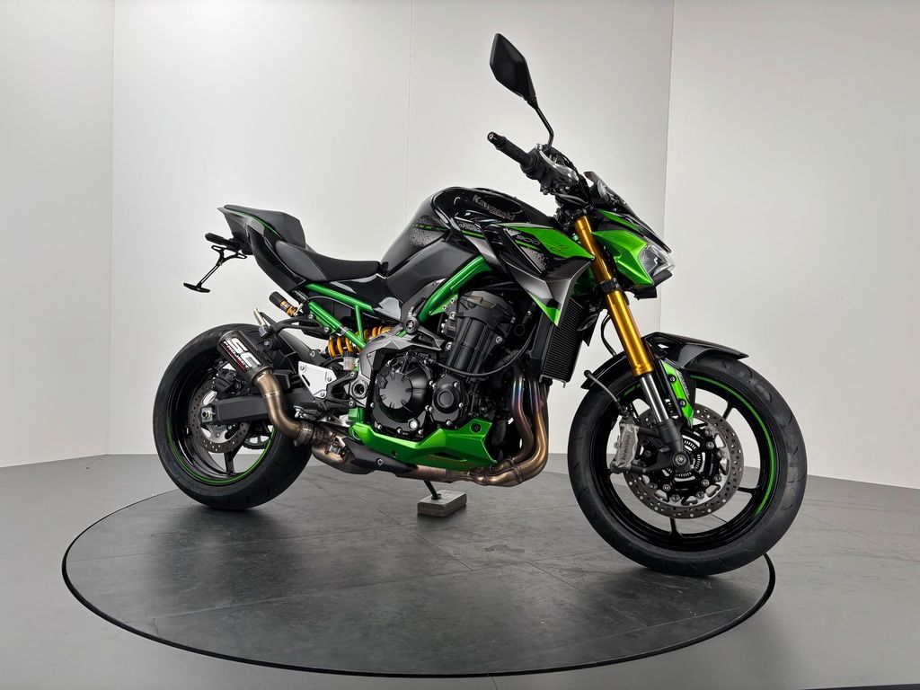Fahrzeugabbildung Kawasaki Z900 SE *SC-PROJECT *SERVICE NEU *1390 KM
