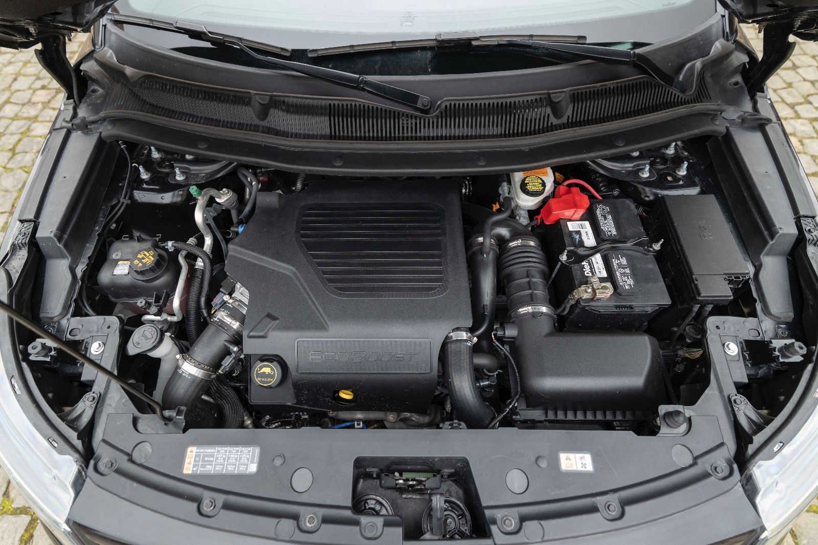 Fahrzeugabbildung Ford Explorer 3,5l 4x4 Sport KAM 6SITZER M+S ACC AHK