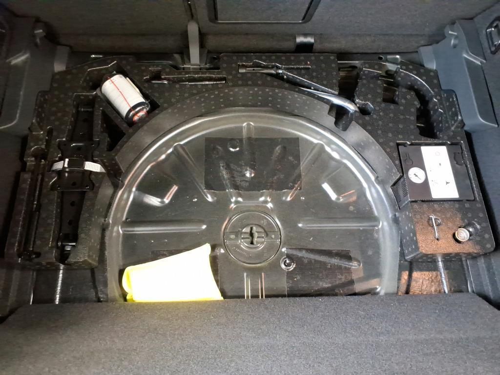 Volkswagen T-Roc R 4Motion 2.0 TSI 221kW 7-Gang DSG 4 Türen