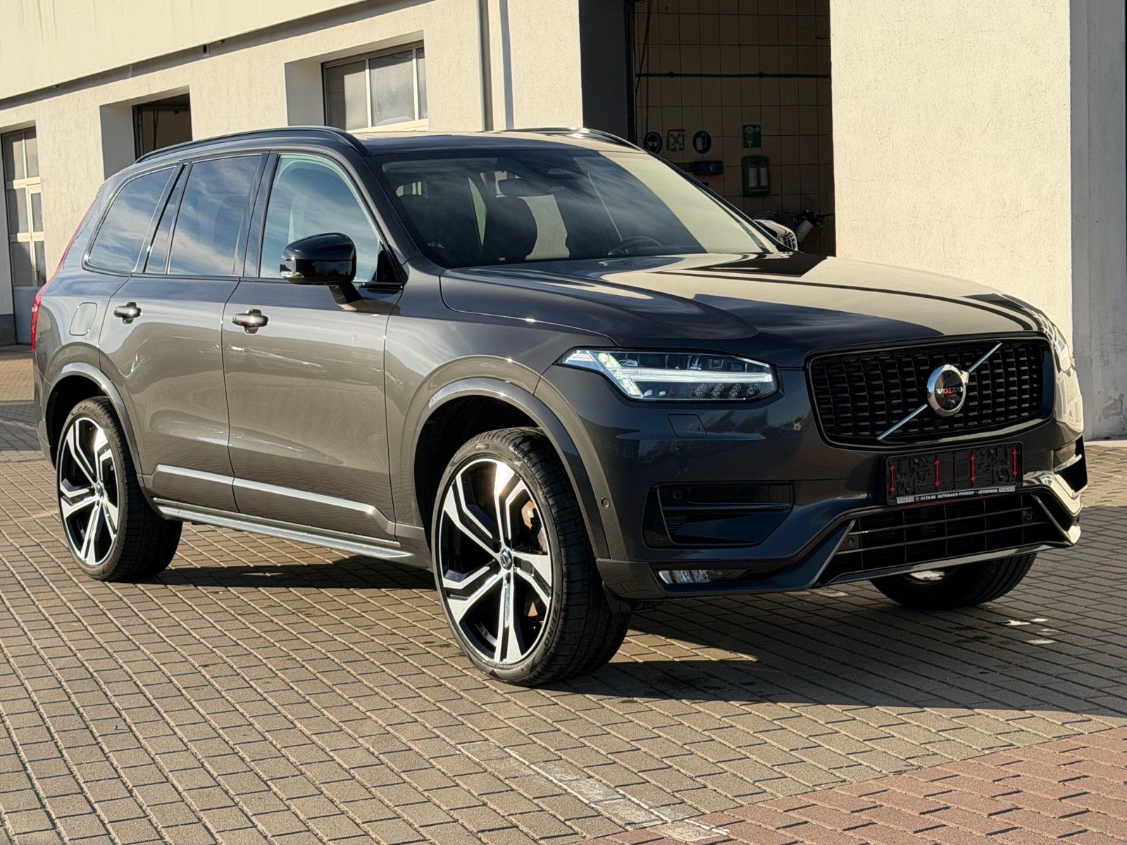 Fahrzeugabbildung Volvo XC90 B5 D Ultimate Dark AWD*B&W*LUFT*STHZG*360*