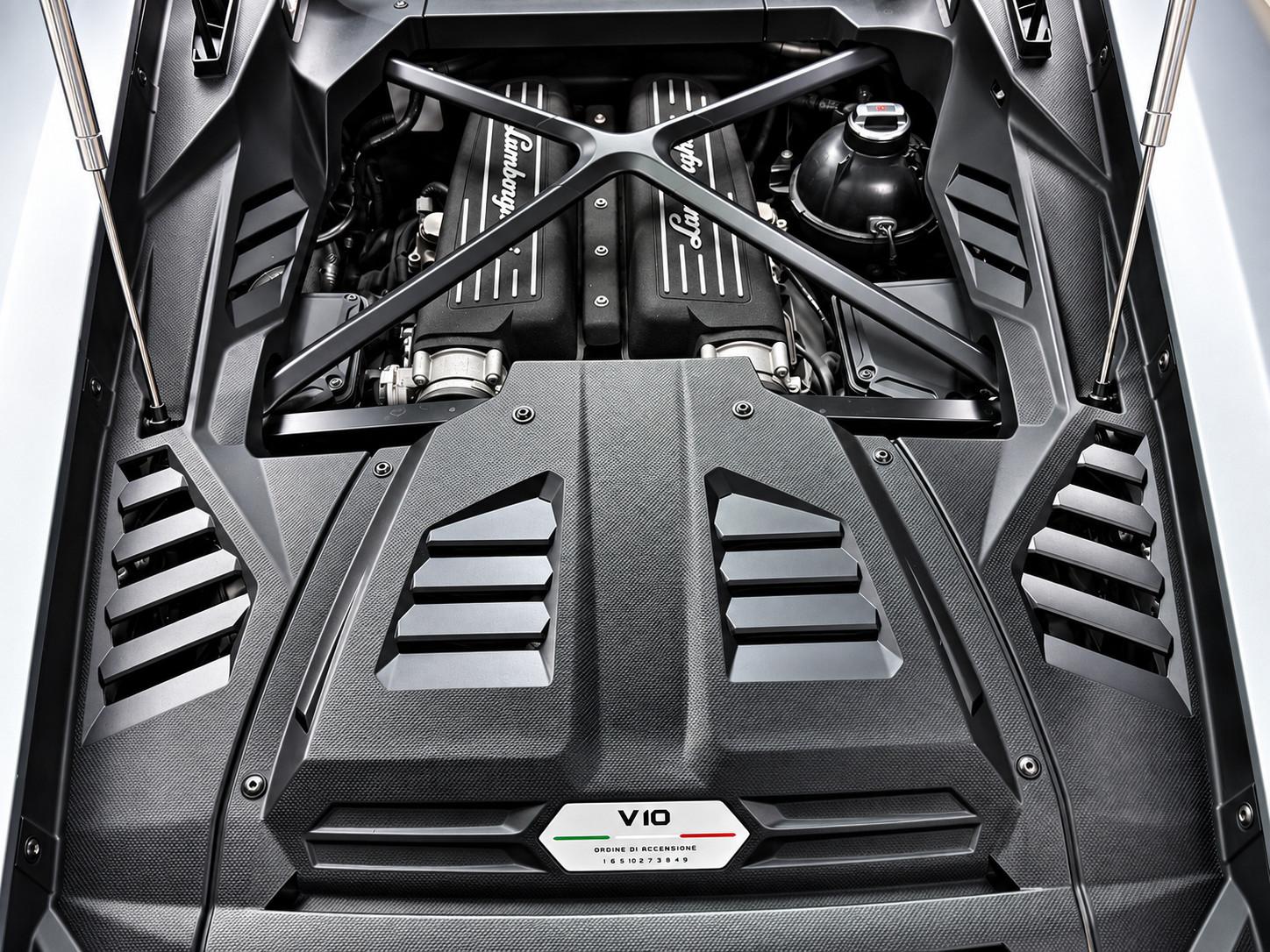 LAMBORGHINI HURACÁN EVO V10