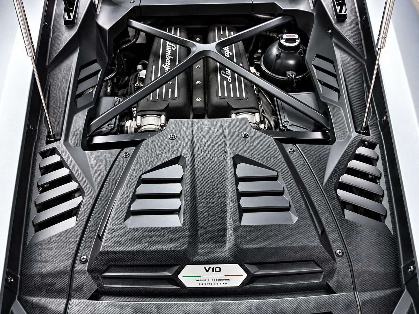 Fahrzeugabbildung Lamborghini Huracan Huracán EVO V10/LIFT/SENSONUM/KAMERA/ACC