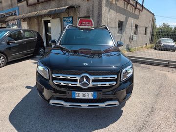 Mercedes GLB 180 - 2