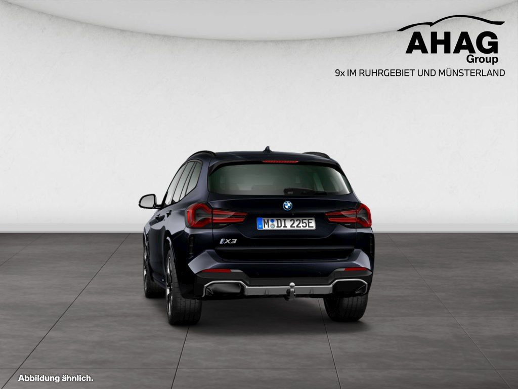 BMW iX3 - Bild 7