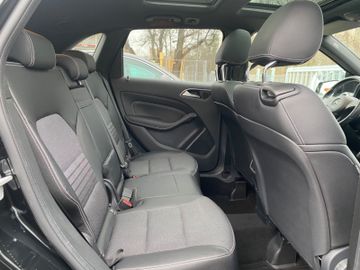 Fahrzeugabbildung Mercedes-Benz B 220d Urban*Panorama*LED*Kamera*Totwinkel*