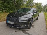 Skoda Superb 2.0 TDI SCR 140kW DSG SportLine Combi... - Skoda Superb: 140