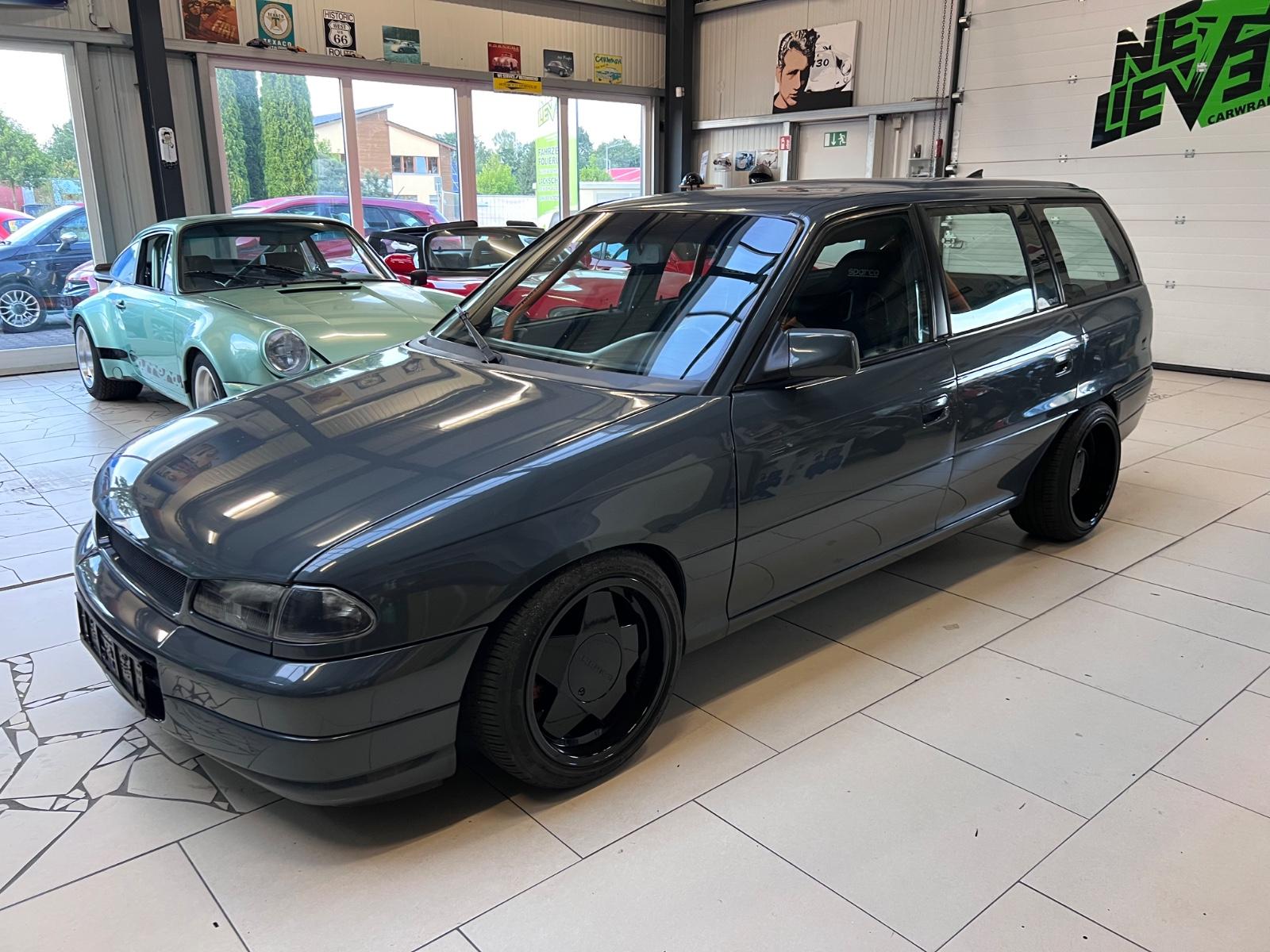 Opel Astra 2.0 16V Irmscher Caravan