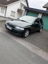 Mazda 323 C 1.5 Comfort Auto Comfort - gebrauchte Mazda 323 aus dem Jahr 1999