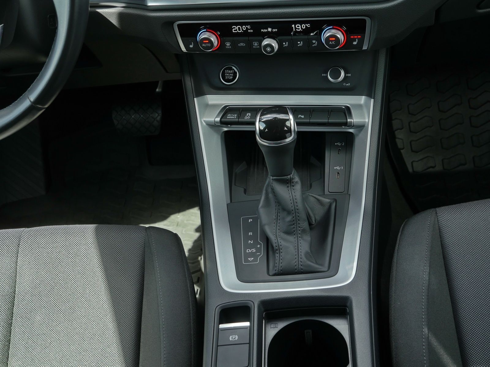 Audi Q3 Sportback 45 TFSIe Business*AHK*LED*ACC* foto 7