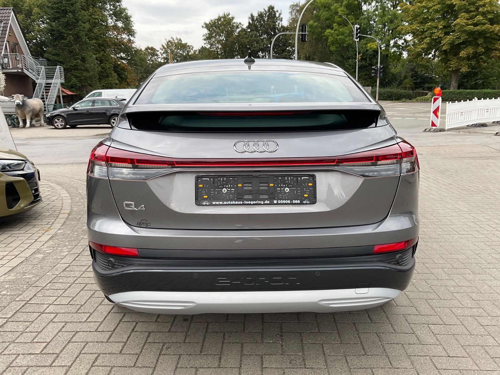 Fahrzeugabbildung Audi Q4 e-tron 40,82KWS,Kamera,Navi,LED,Sonos,Wärmep