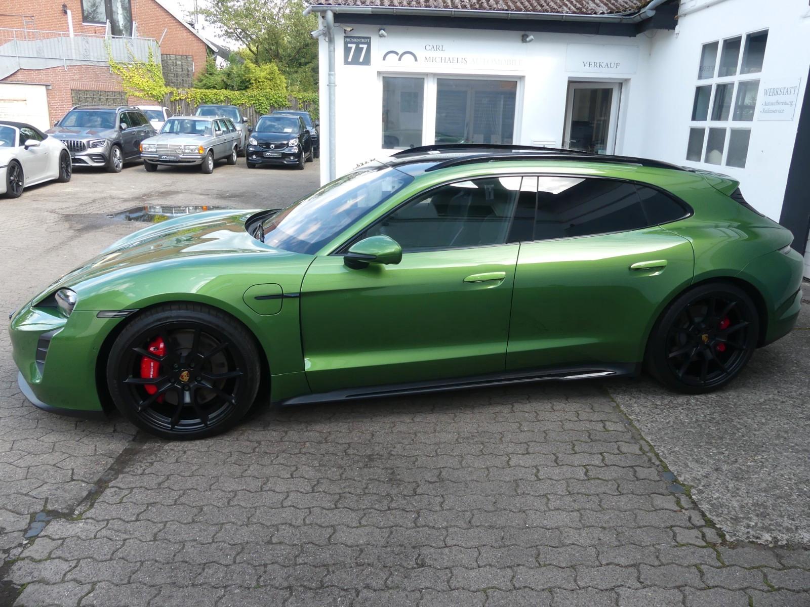PORSCHE TAYCAN SPORT TURISMO GTS 598ch - 4X4 - TOIT PANORAMIQUE - SONORISATION BOSE - JANTES 21 POUCES - SIÈGES CHAUFFANTS