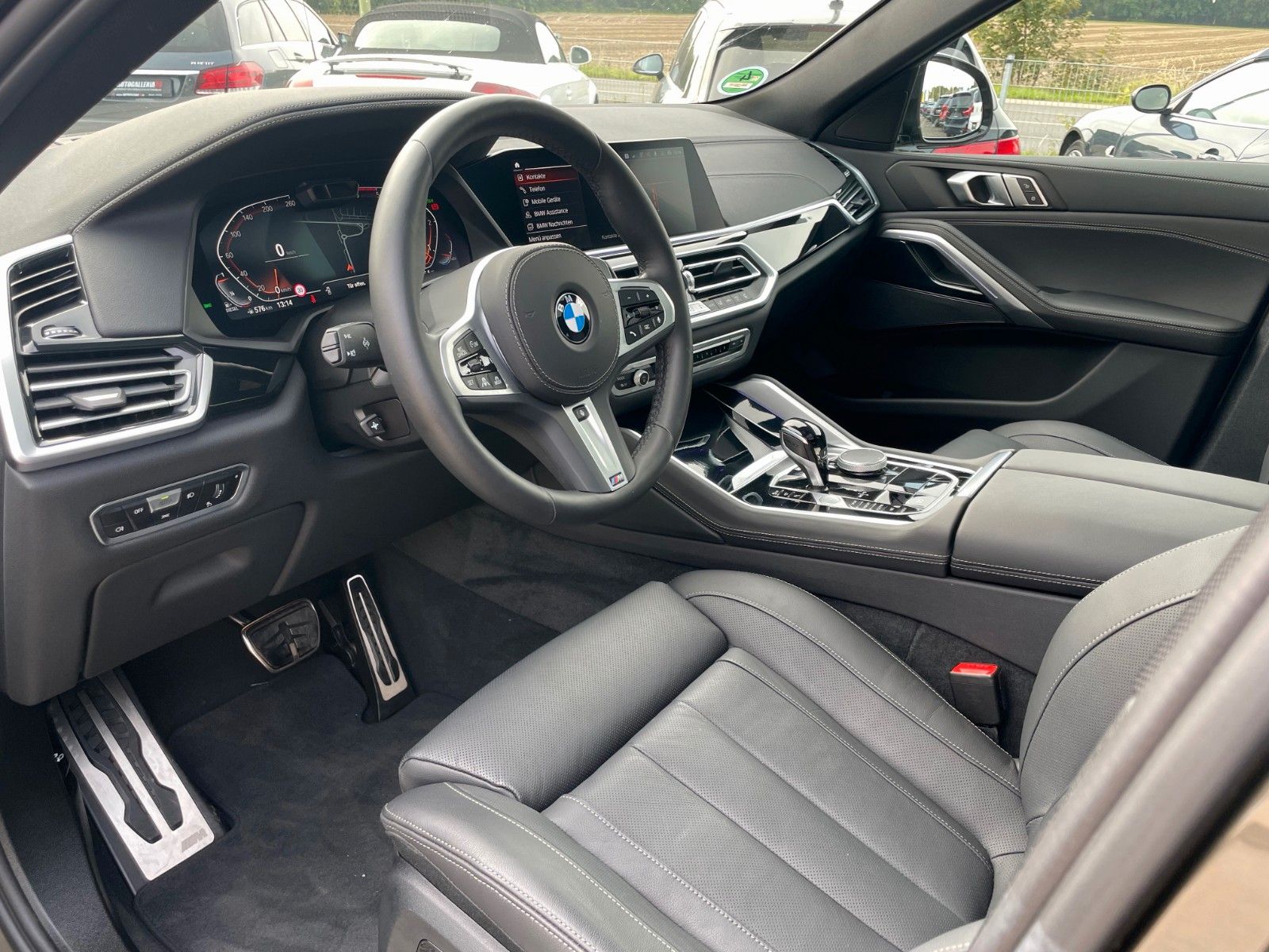 Fahrzeugabbildung BMW X6 xDrive 40d M SPORTPAKET Laser Pano Navi HUD