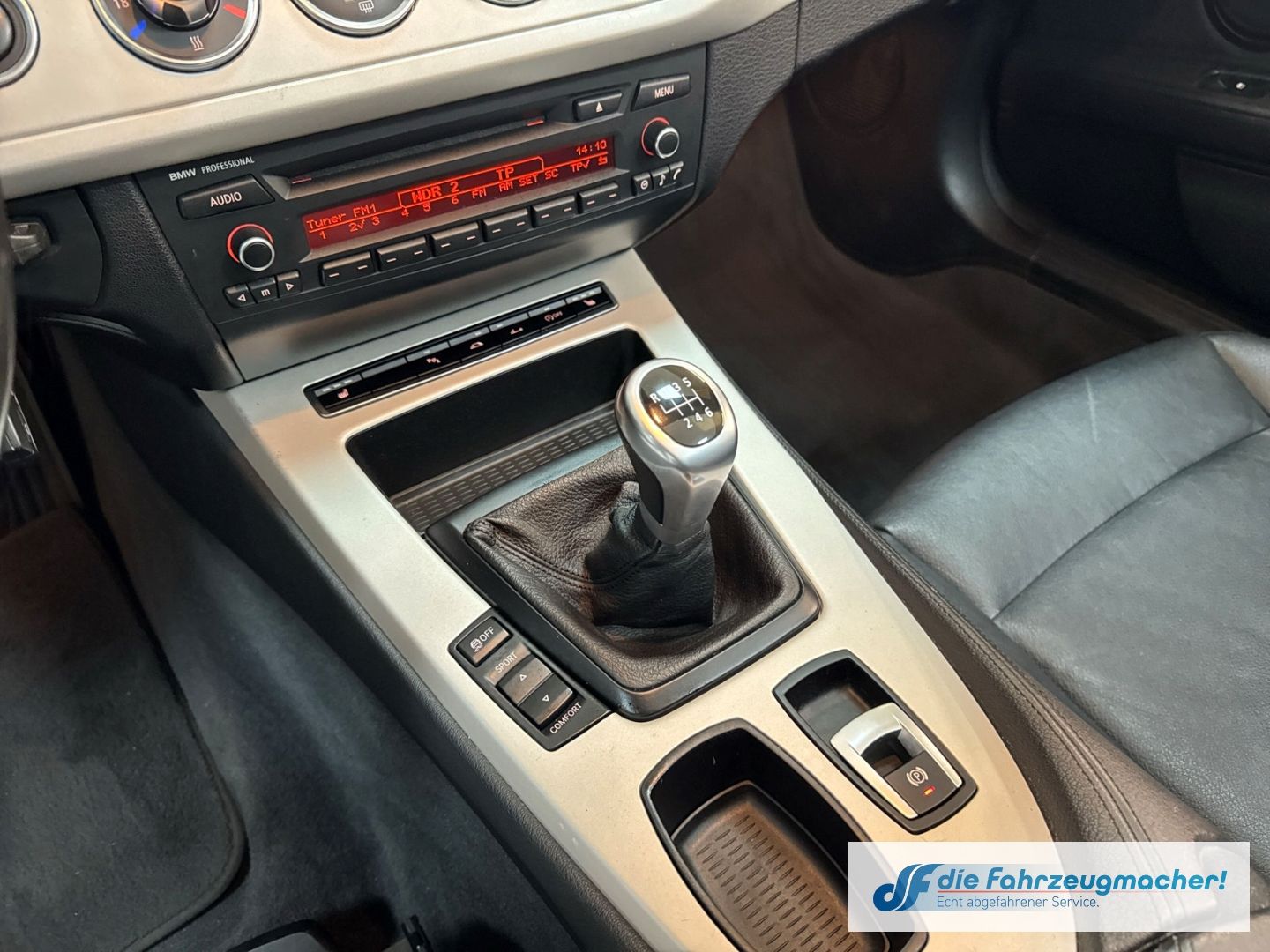Fahrzeugabbildung BMW Z4 sdrive 18 i Roadster El. Verdeck AD Leder Xen