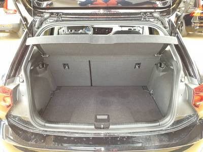 Polo 1.0 TSI DSG MOVE LED+KAMERA+DCP+EPH+ACC+APP