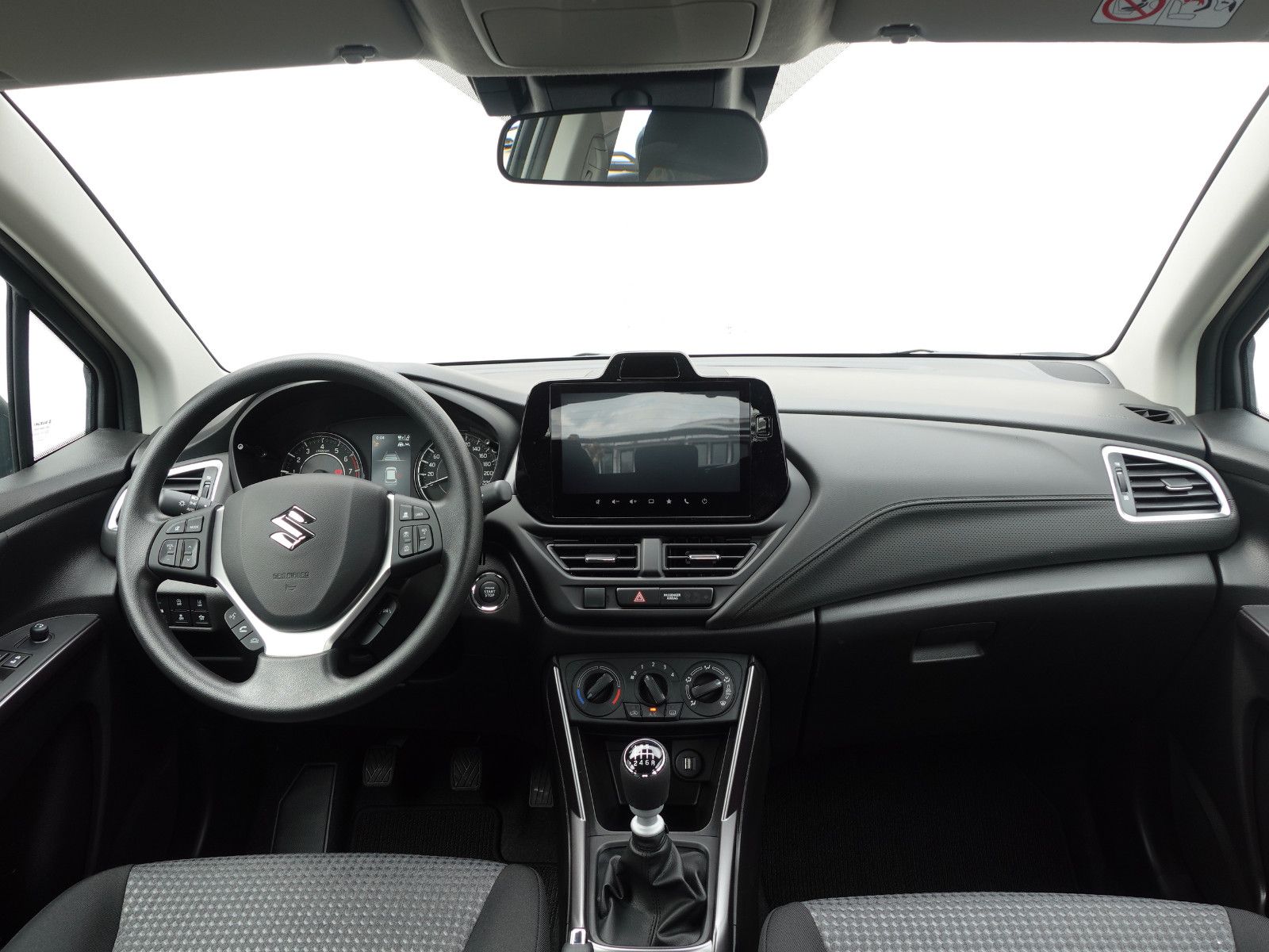 Fahrzeugabbildung Suzuki S-Cross Edition, Klima, Freisprech, ACC
