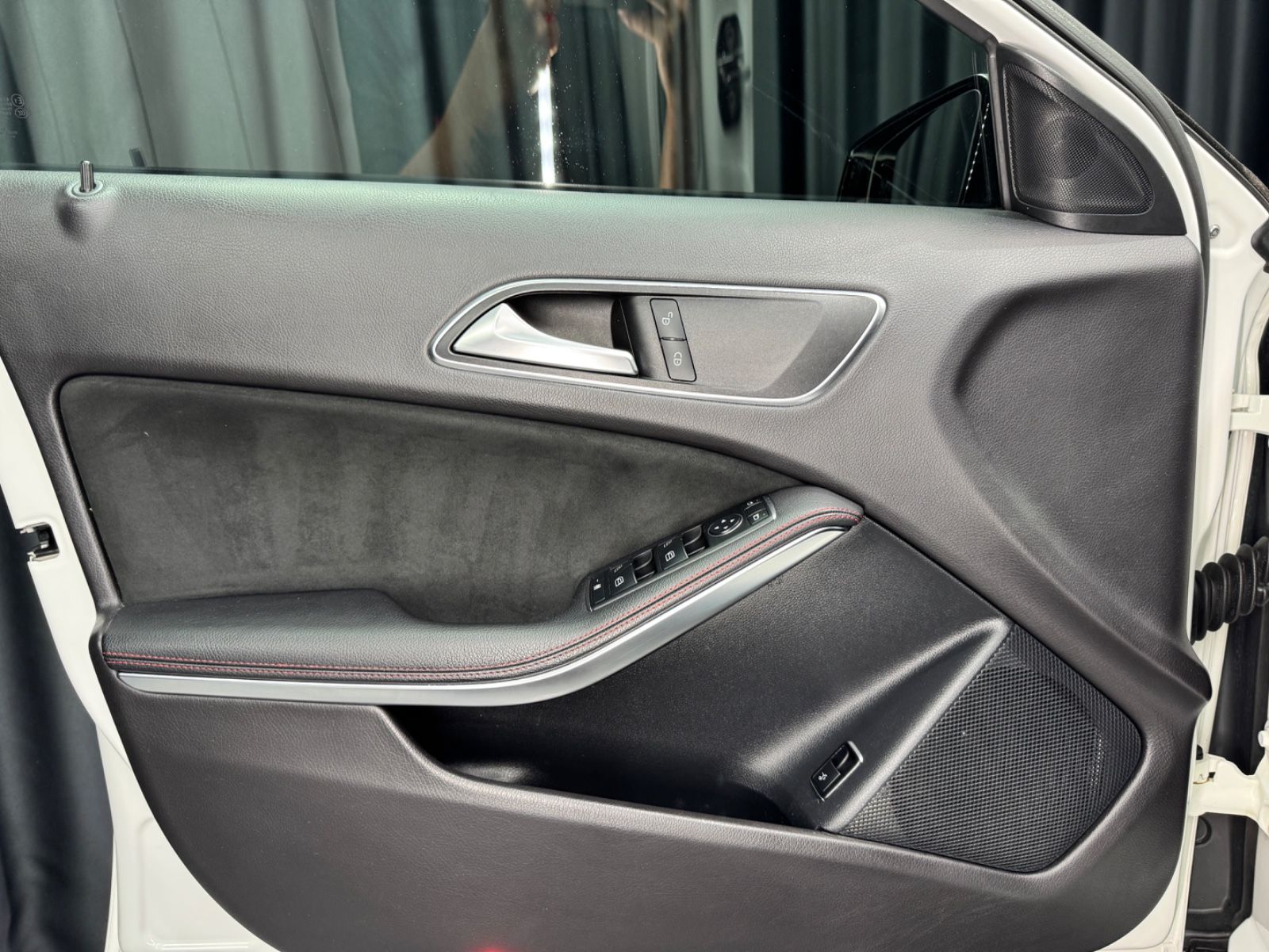 Fahrzeugabbildung Mercedes-Benz GLA 200|7G-AUTOMATIK|NAVI|LED|KAMERA|AHK|AMG-LIN