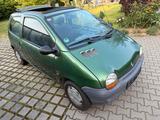 Renault Twingo mit Faltdach  - Renault Twingo mit Benzin-Antrieb: Kleinwagen, mit Faltdach