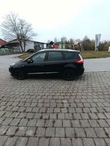 Renault Grand Scenic Bose Ed 1.6 dCi mit ATM 60000km - Renault: At