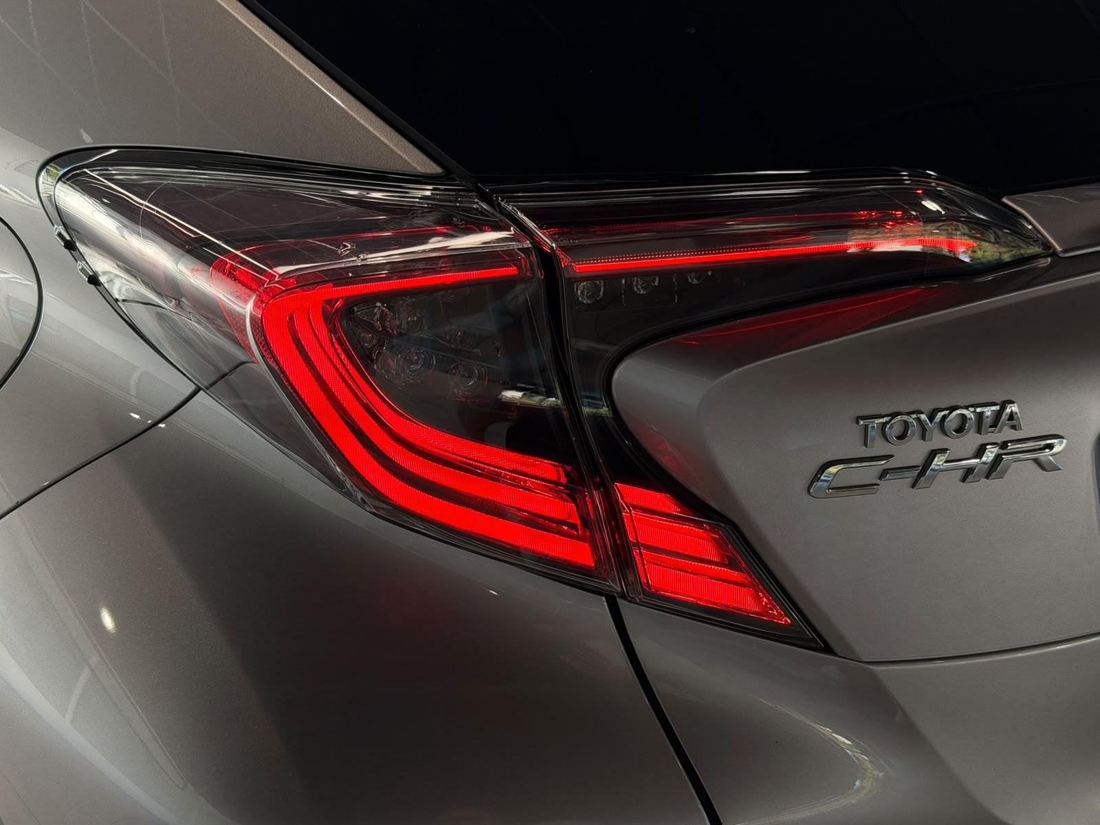 Toyota C-HR Style,Leder,