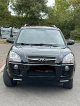 Hyundai TUCSON 2.0 Edition Plus 2WD - Hyundai TUCSON: Edition Plus