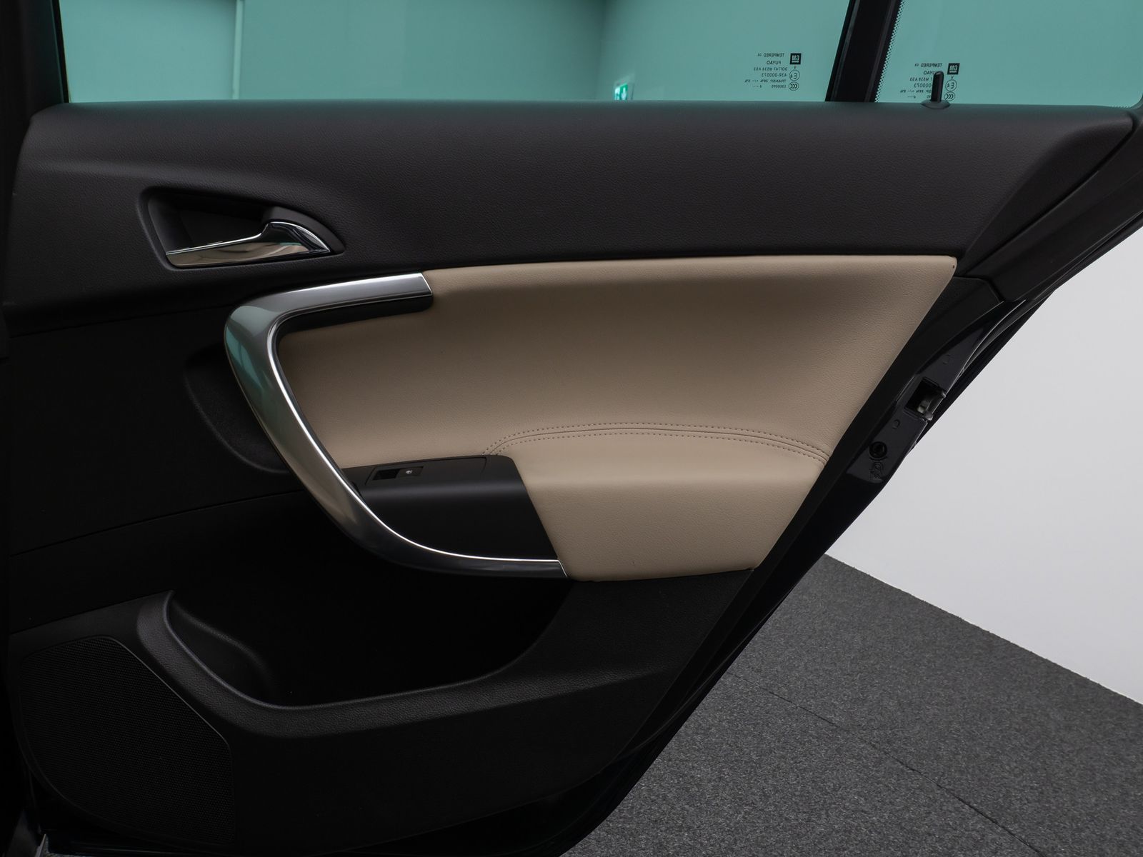 Fahrzeugabbildung Opel Insignia A Sports Innovation Panorama Kamera AHK