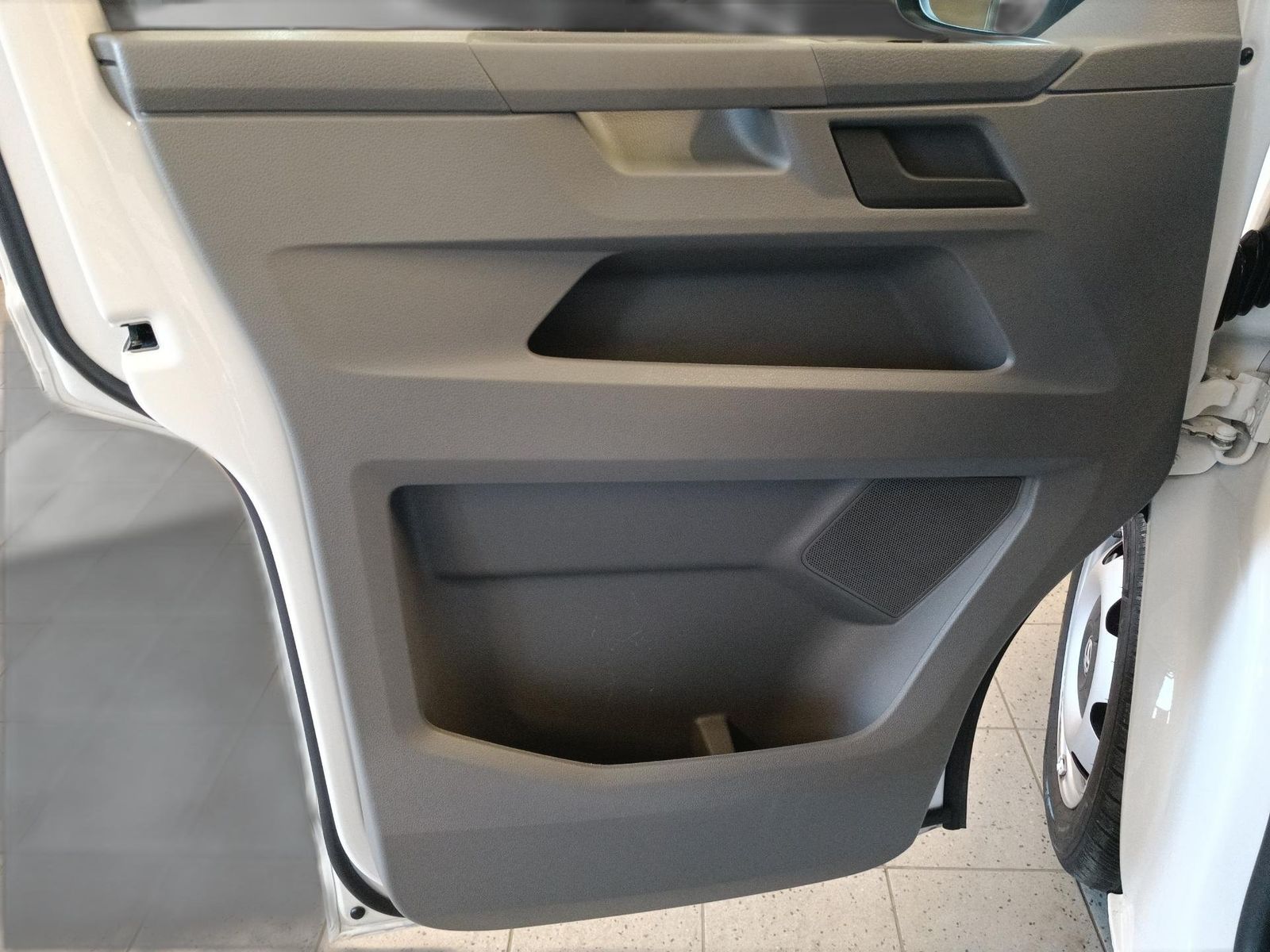 Volkswagen T6 Caravelle - Bild 16