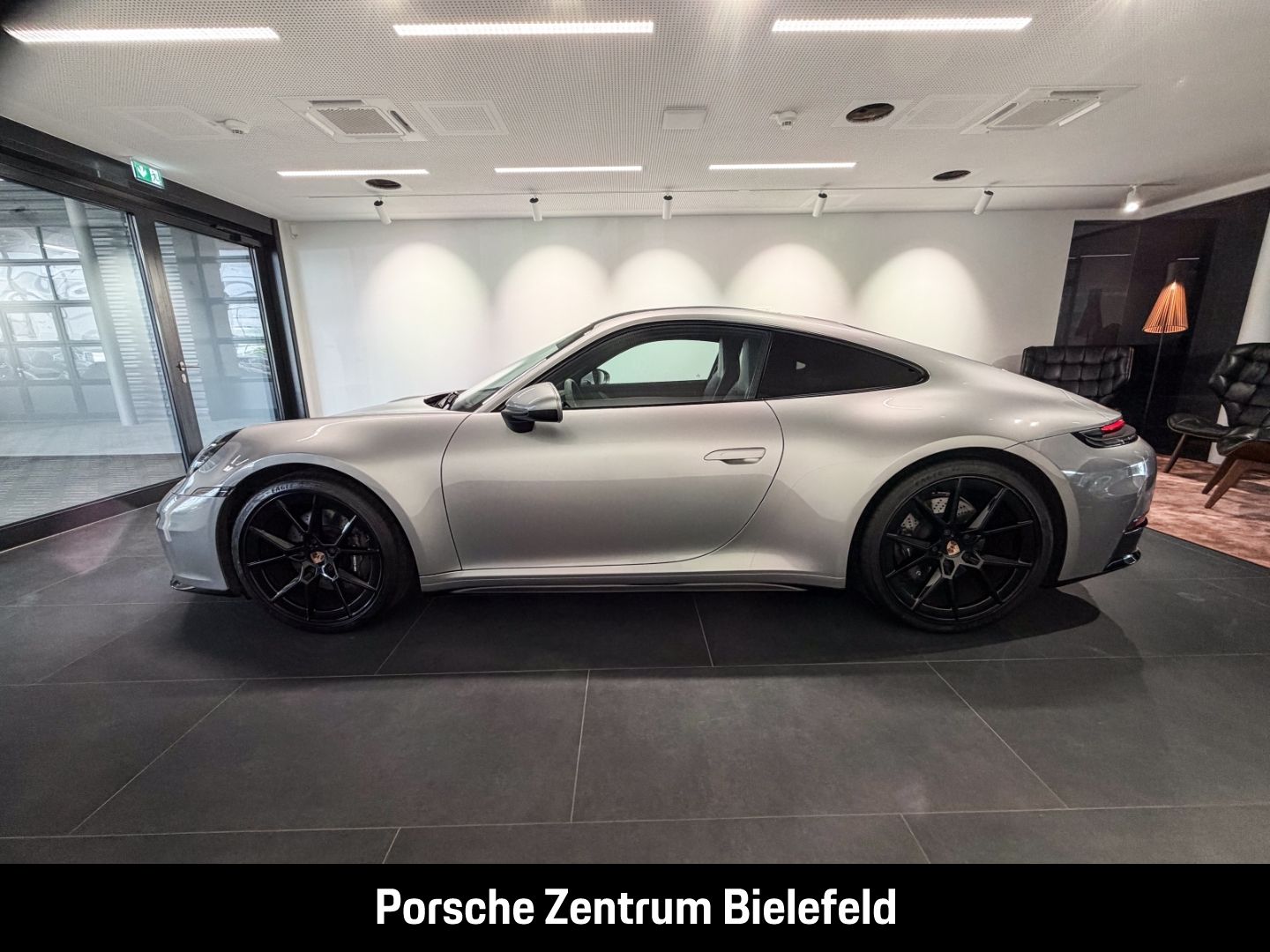 Porsche 992 911 Carrera Sportabgasanlage BOSE 21-Zoll imagem 2