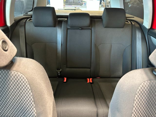 Volkswagen Passat *PANO*TEMPO*NAVI*PDC*AHK*
