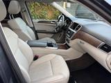Mercedes-Benz GL 350 BlueTEC 4MATIC - - graue Mercedes-Benz GL-Klasse