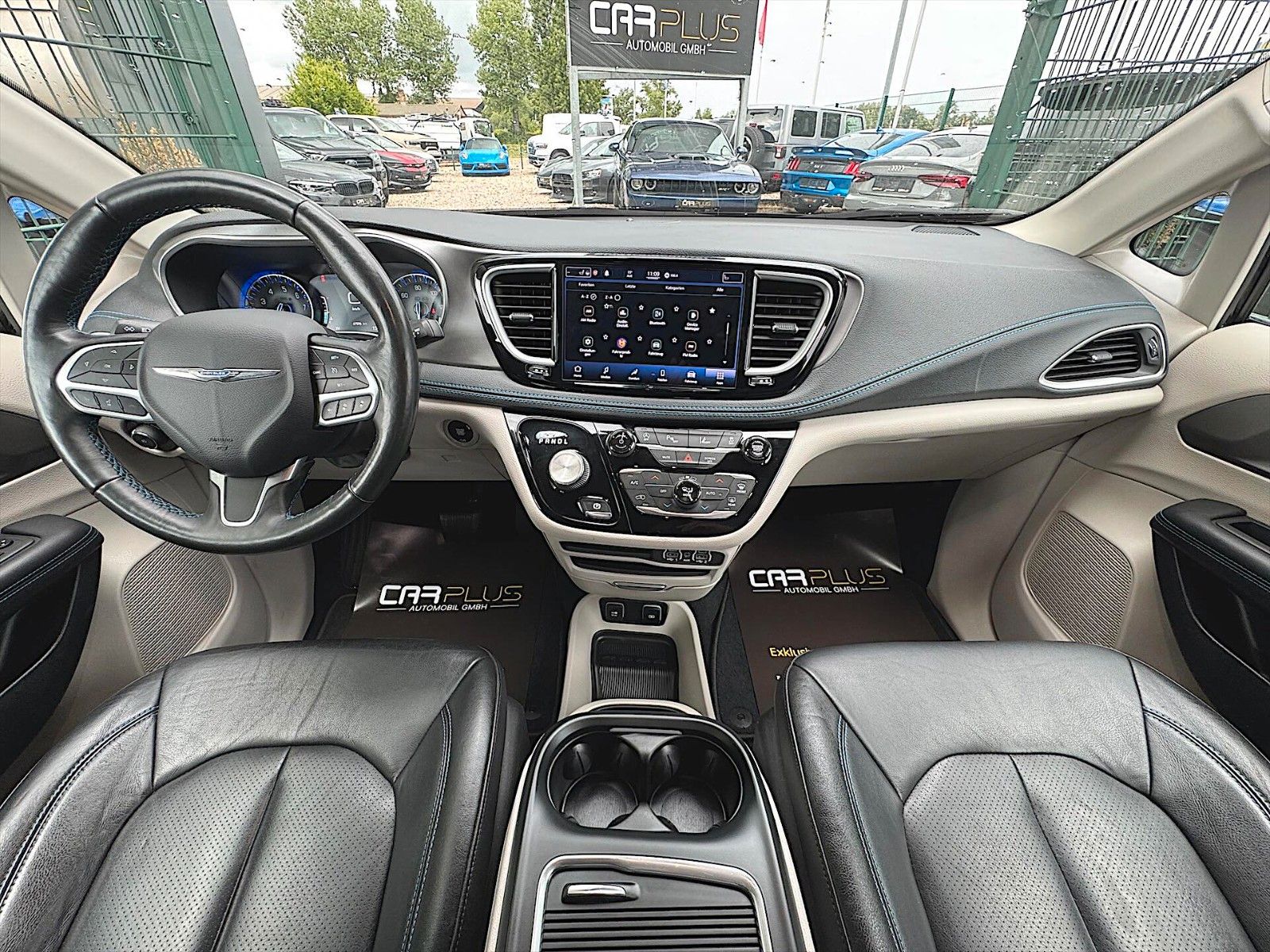 Fahrzeugabbildung Chrysler Pacifica 3.6 L V6 LIMITED S *LED*CarPlay*7Sitze*