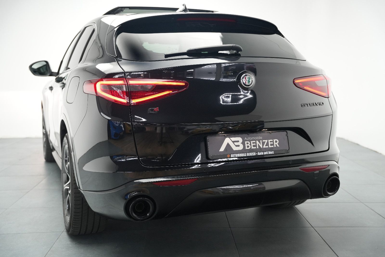 Fahrzeugabbildung Alfa Romeo Stelvio Veloce*Panorama*Harman&Kardon*Memory*Kam