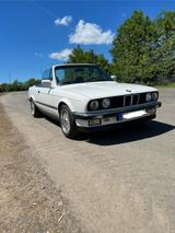 BMW E30 320i Cabrio  - BMW 320: Cabrio, E30 320i