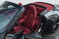 Fahrzeugabbildung Porsche 992 Carrera 4S Cabrio *1. HAND / BOSE / LED*