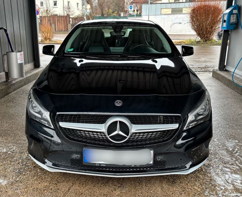 Image of Mercedes-Benz CLA 180