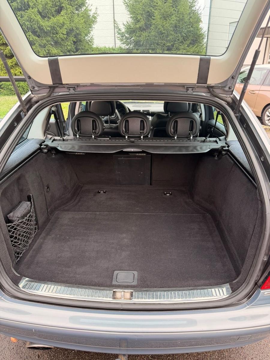 Mercedes-Benz C200 2005 — photo 10