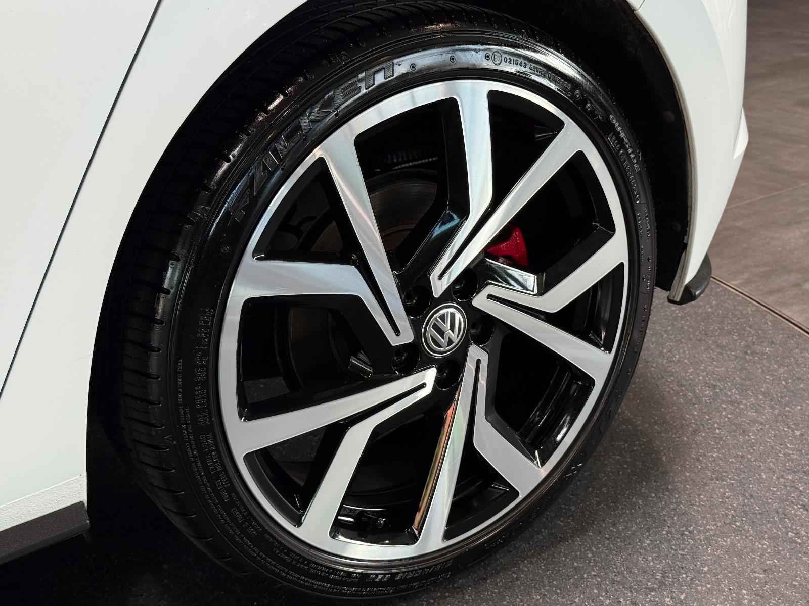 Volkswagen Polo VI GTI DSG LED/SHZ/KLIMA/TEMPOMAT