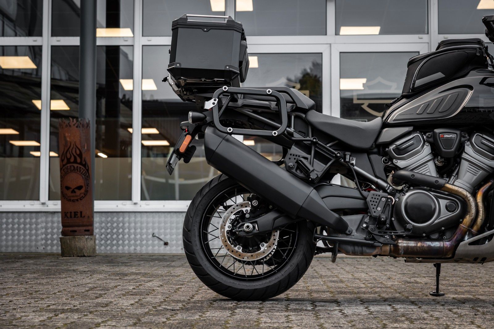 Fahrzeugabbildung Harley-Davidson RA1250S Pan America Special - TOURING PAKET