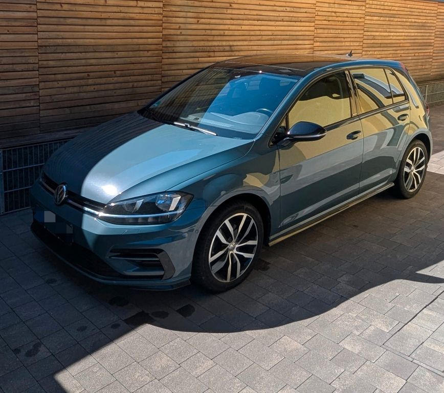 Image of Volkswagen Golf