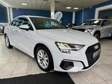 Audi A3 Limousine 30 TDI basis - Audi A3: Automatik