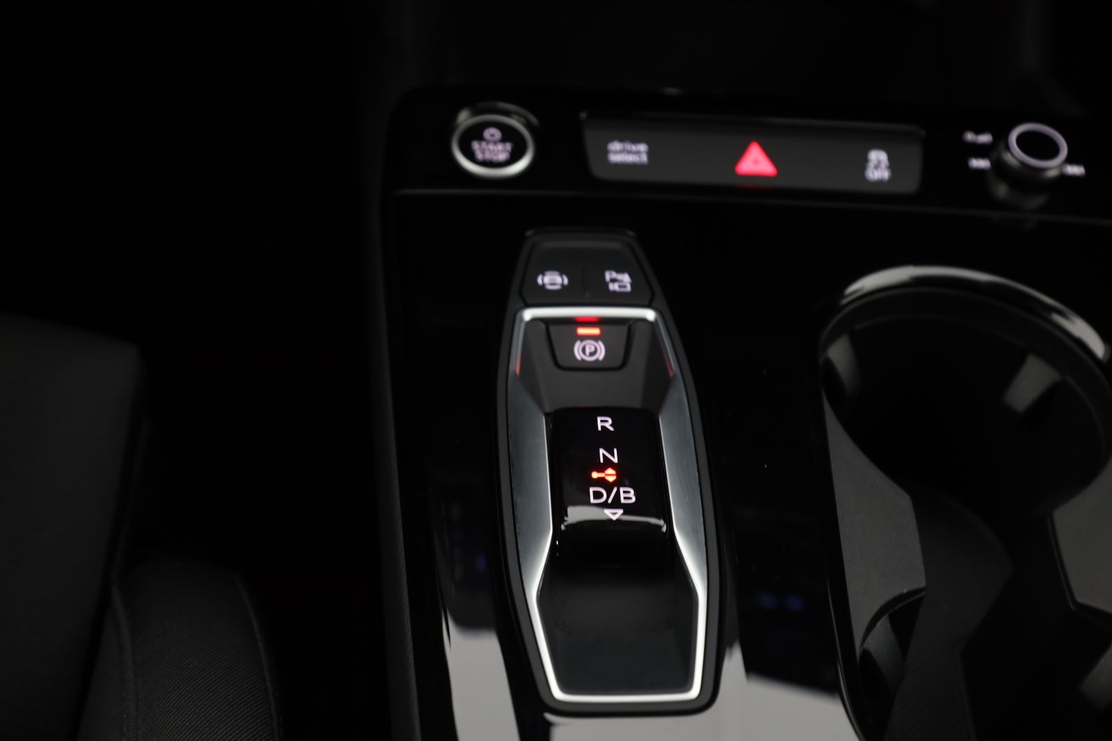 Audi Q6 e-tron - Bild 16