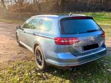 Volkswagen Passat 2.0 TDI SCR 140kW DSG 4M Highl. Varia... - Volkswagen Passat: TDI 140