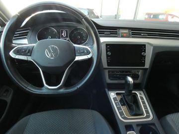 Volkswagen Passat Variant - 10